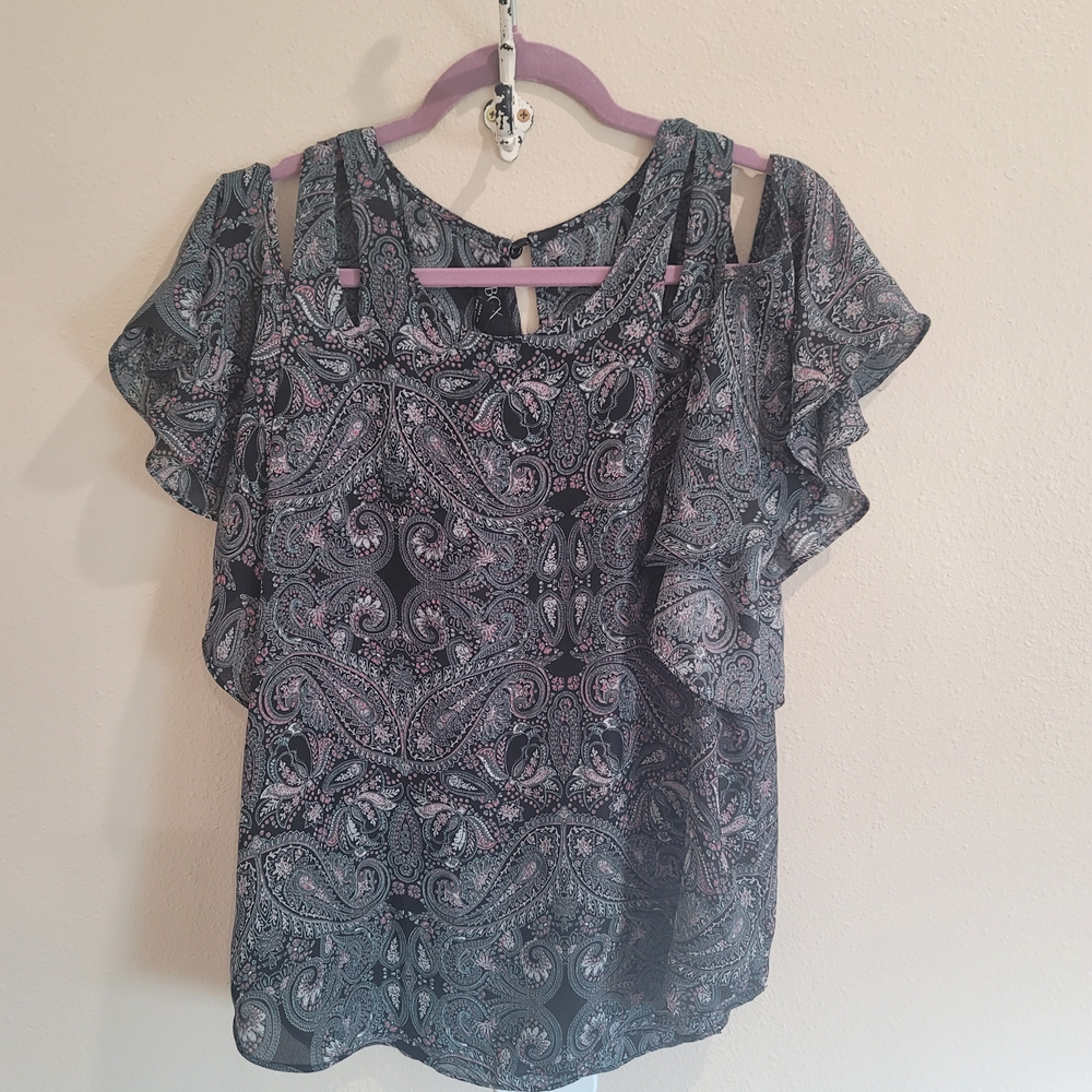BCX Black and Gray Paisley Blouse
